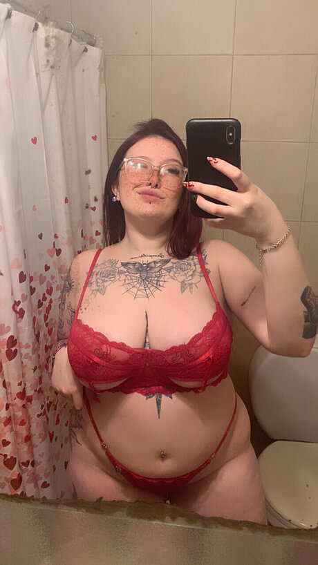 Foto desnuda filtrada de OnlyFans de Nina Lin