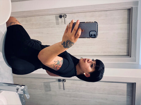 Foto desnuda filtrada de OnlyFans de  