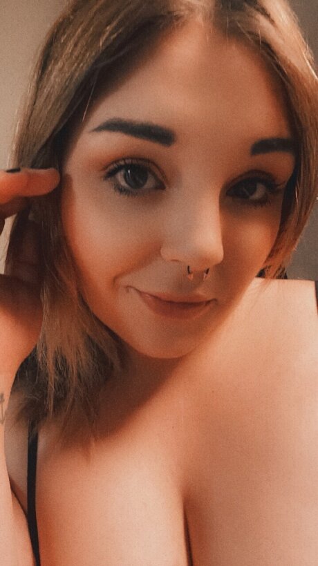 Foto desnuda filtrada de OnlyFans de Freakyfia