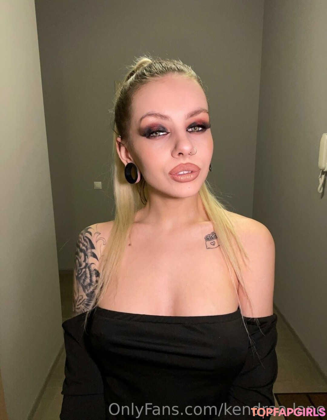 Foto desnuda filtrada de OnlyFans de Kendraalane #309 Foto desnuda filtrada de OnlyFans de Kendraalane #309