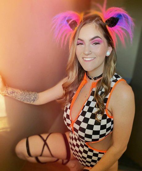 Chloe Moniz