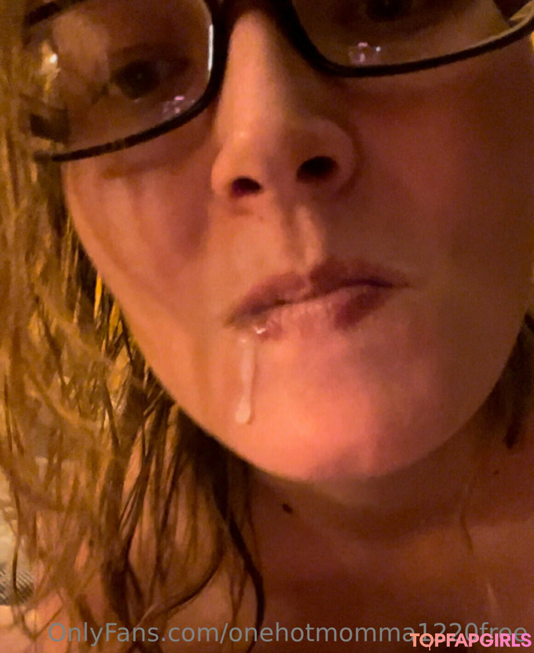 Foto desnuda filtrada de OnlyFans de Onehotmomma1220free #59 Foto desnuda filtrada de OnlyFans de Onehotmomma1220free #59