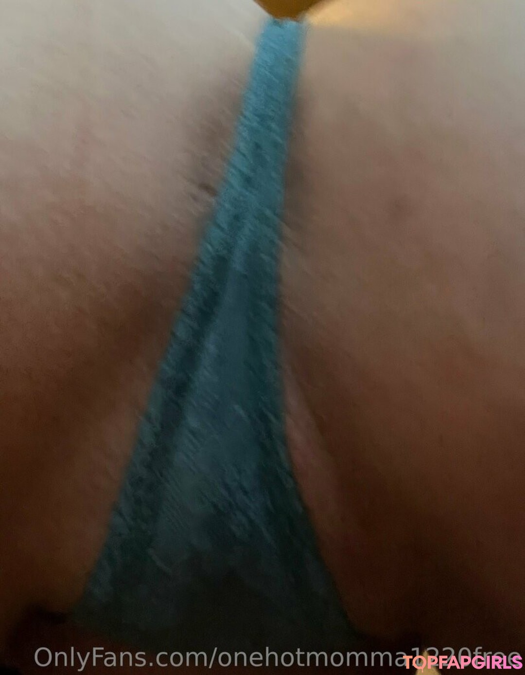 Foto desnuda filtrada de OnlyFans de Onehotmomma1220free #77 Foto desnuda filtrada de OnlyFans de Onehotmomma1220free #77