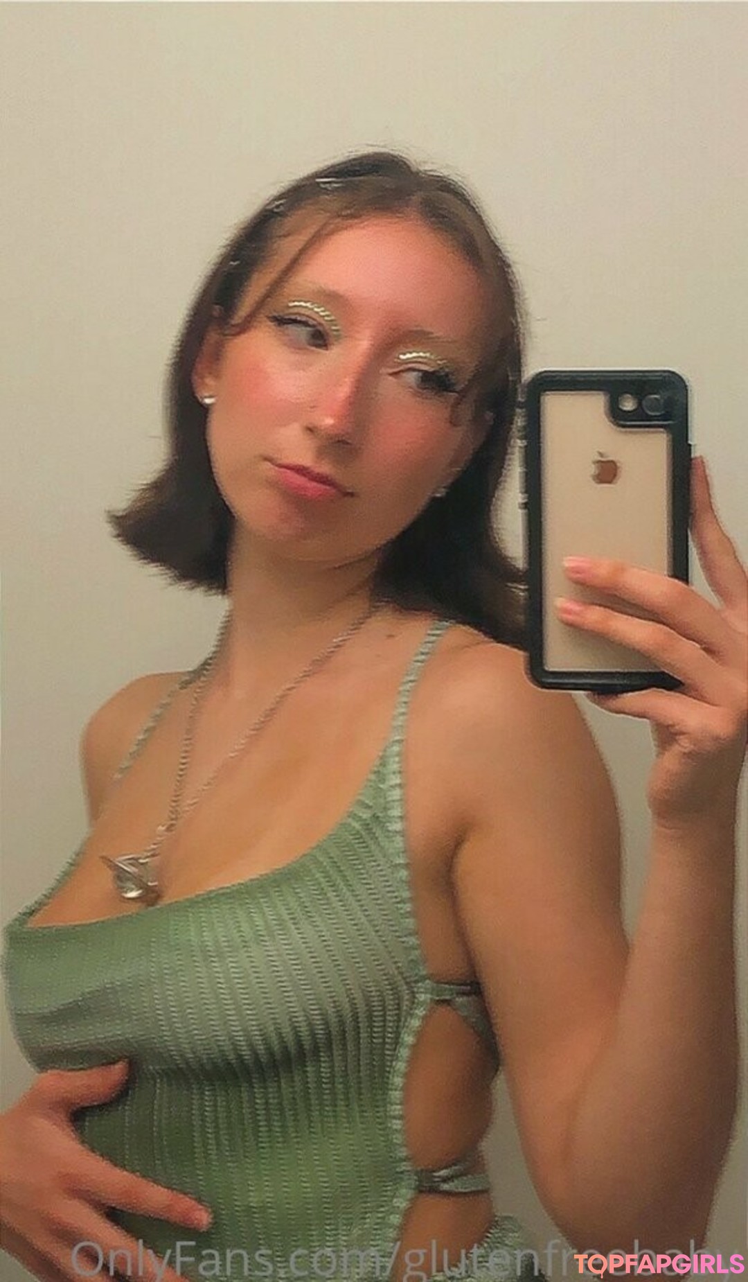 Foto desnuda filtrada de OnlyFans de Glutenfreebaby #22 Foto desnuda filtrada de OnlyFans de Glutenfreebaby #22