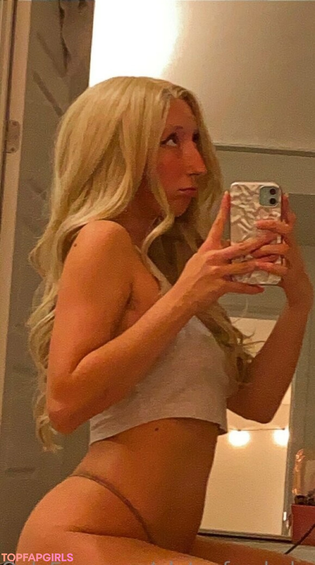 Foto desnuda filtrada de OnlyFans de Glutenfreebaby #23 Foto desnuda filtrada de OnlyFans de Glutenfreebaby #23