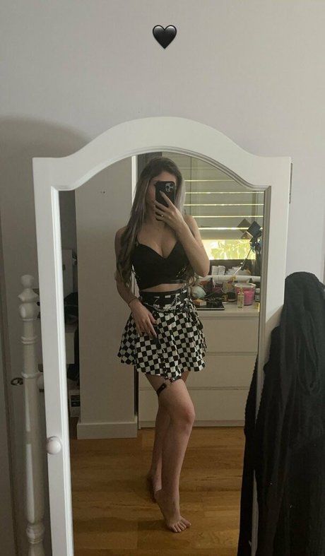 Foto desnuda filtrada de OnlyFans de Monica Jimenez