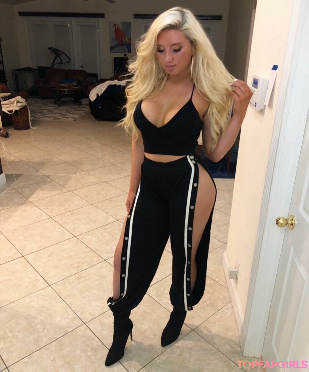 Foto desnuda filtrada de OnlyFans de Sarah Baer #5 Foto desnuda filtrada de OnlyFans de Sarah Baer #5