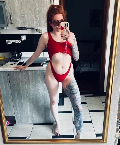 Foto desnuda filtrada de OnlyFans de Molly Capper