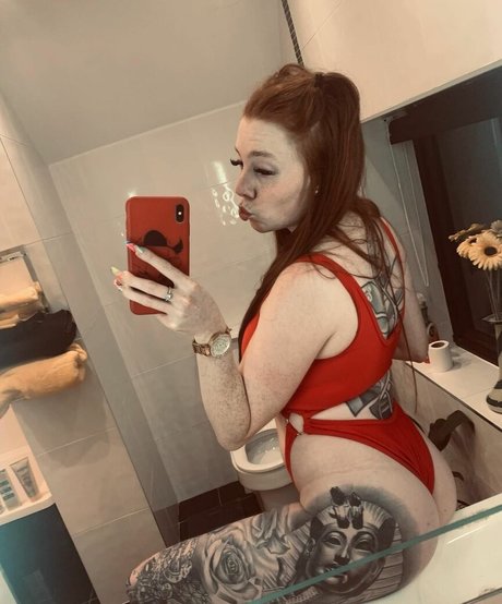 Foto desnuda filtrada de OnlyFans de Molly Capper