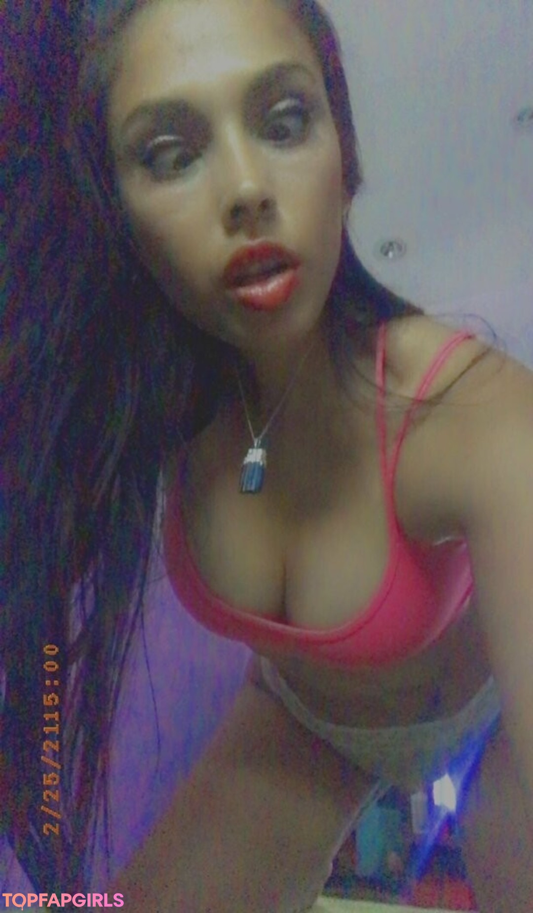 Foto desnuda filtrada de OnlyFans de Missrichlove #31 Foto desnuda filtrada de OnlyFans de Missrichlove #31