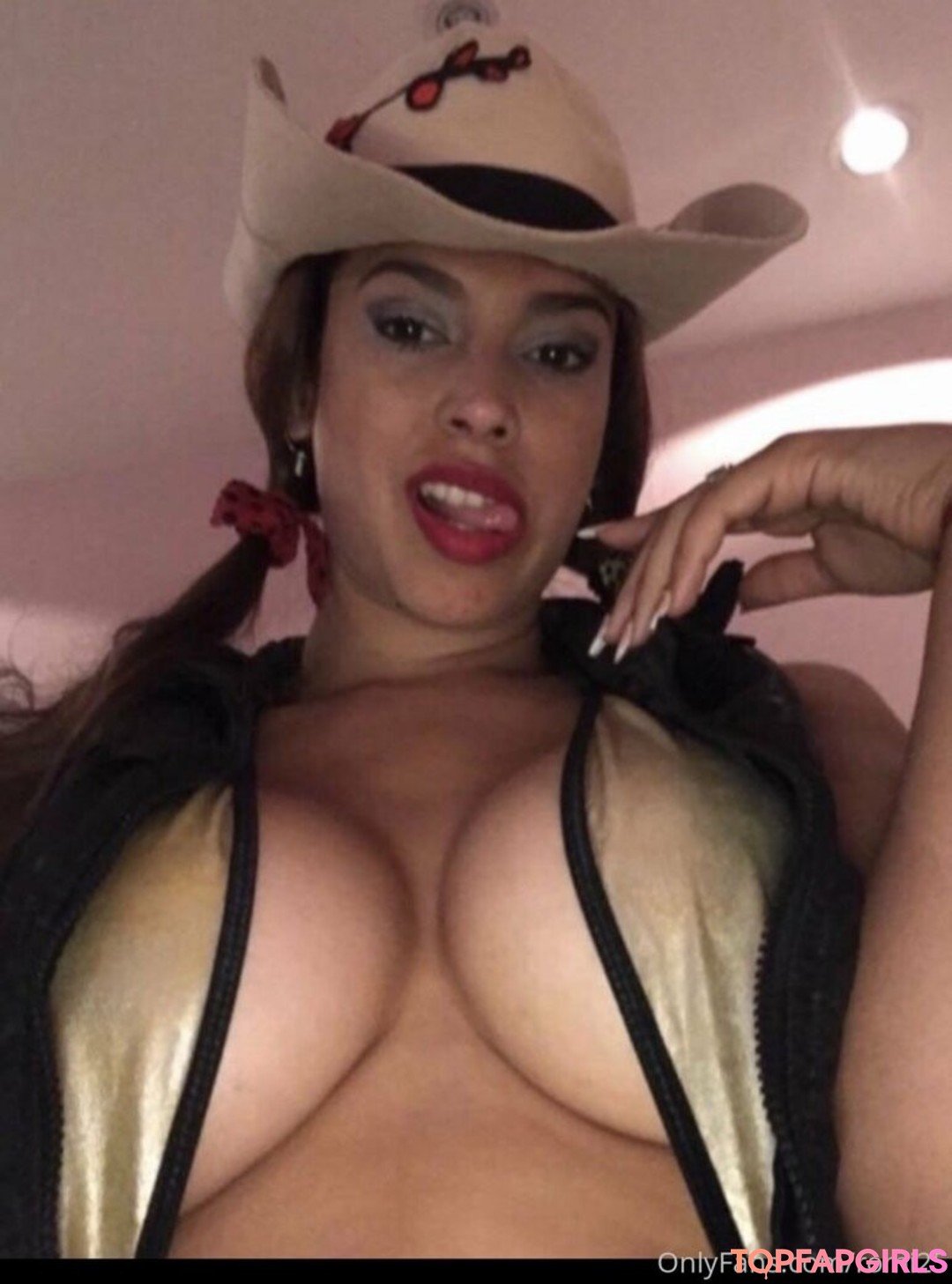 Foto desnuda filtrada de OnlyFans de Missrichlove #65 Foto desnuda filtrada de OnlyFans de Missrichlove #65