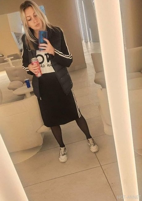 Anna_bellla