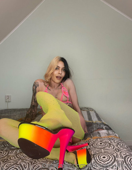 Xlilagreyyfree