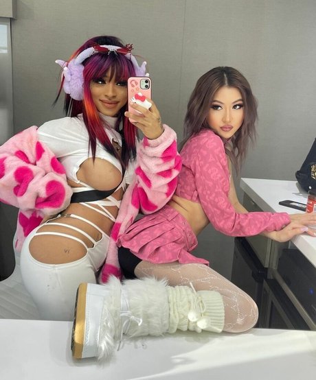 Dj Camgirl
