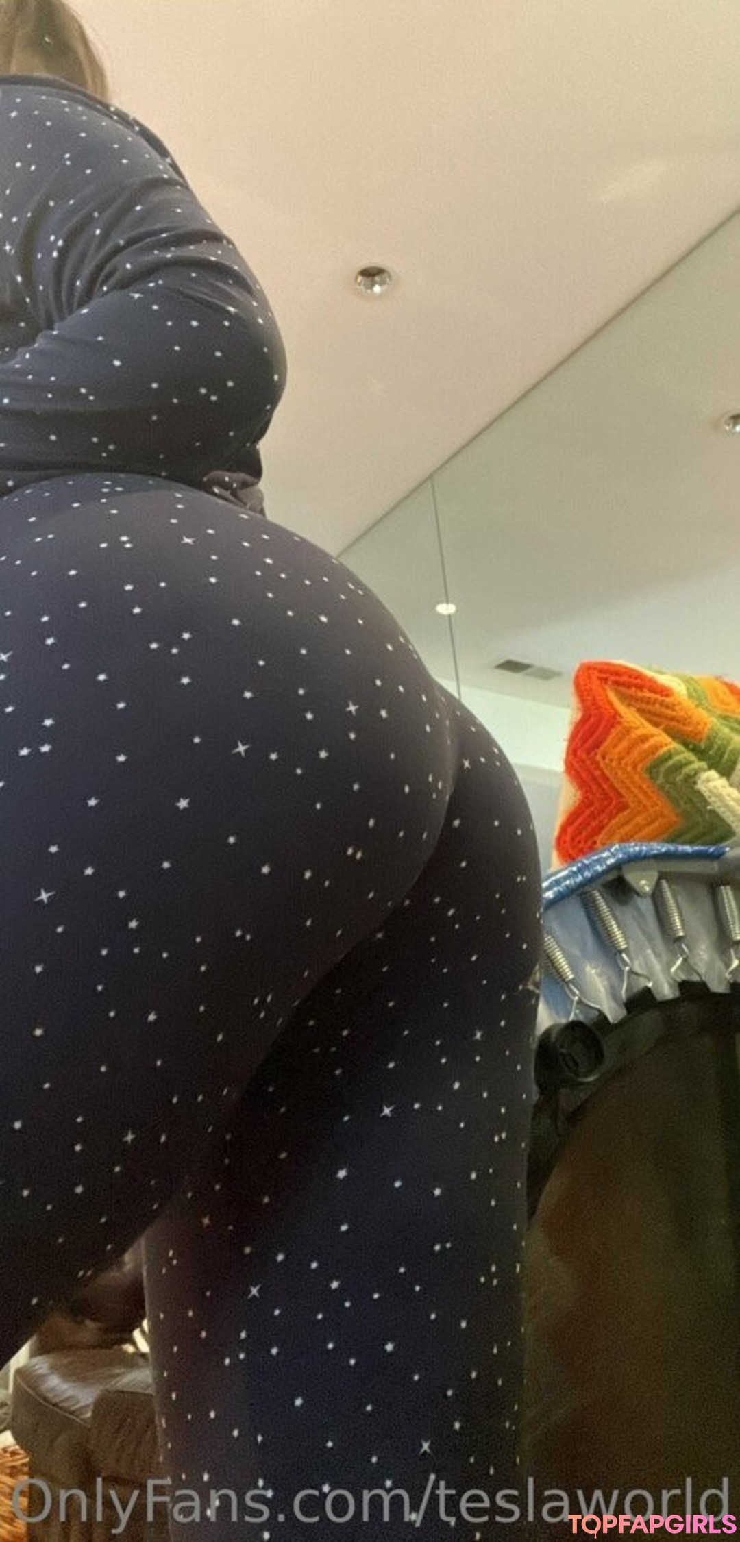 Foto desnuda filtrada de OnlyFans de Teslaworld #28 Foto desnuda filtrada de OnlyFans de Teslaworld #28