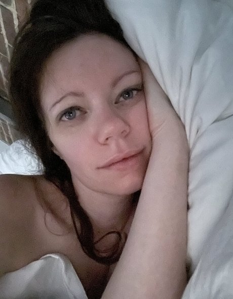 Foto desnuda filtrada de OnlyFans de Bedroomeyesfree