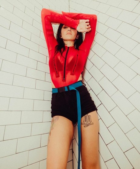Foto desnuda filtrada de OnlyFans de Poxleitner