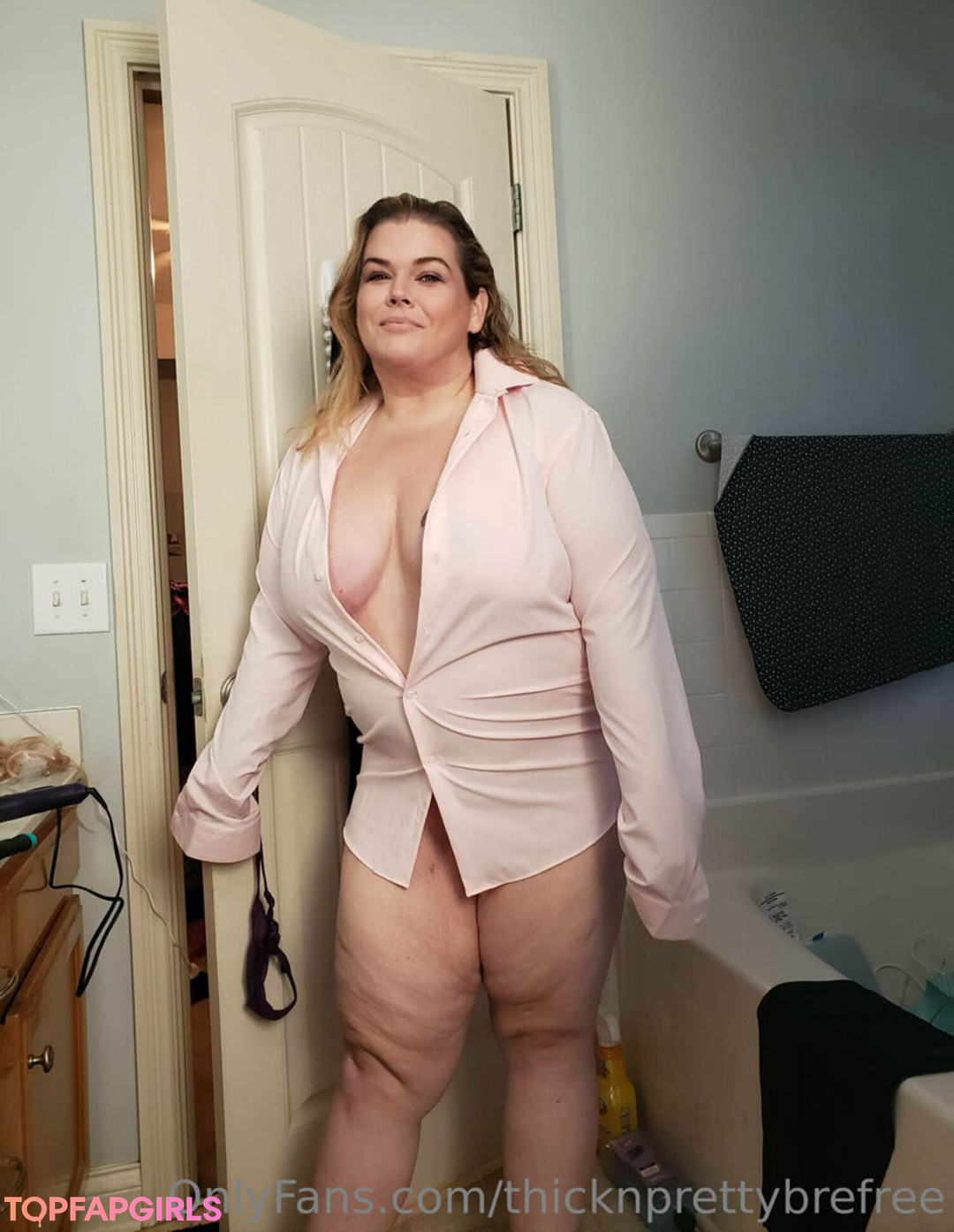 Foto desnuda filtrada de OnlyFans de Thicknprettybrefree #18 Foto desnuda filtrada de OnlyFans de Thicknprettybrefree #18