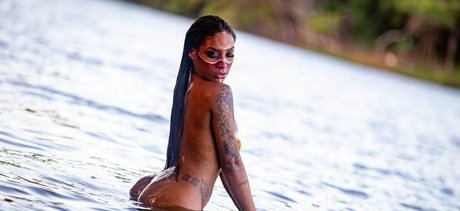 Negra Japa