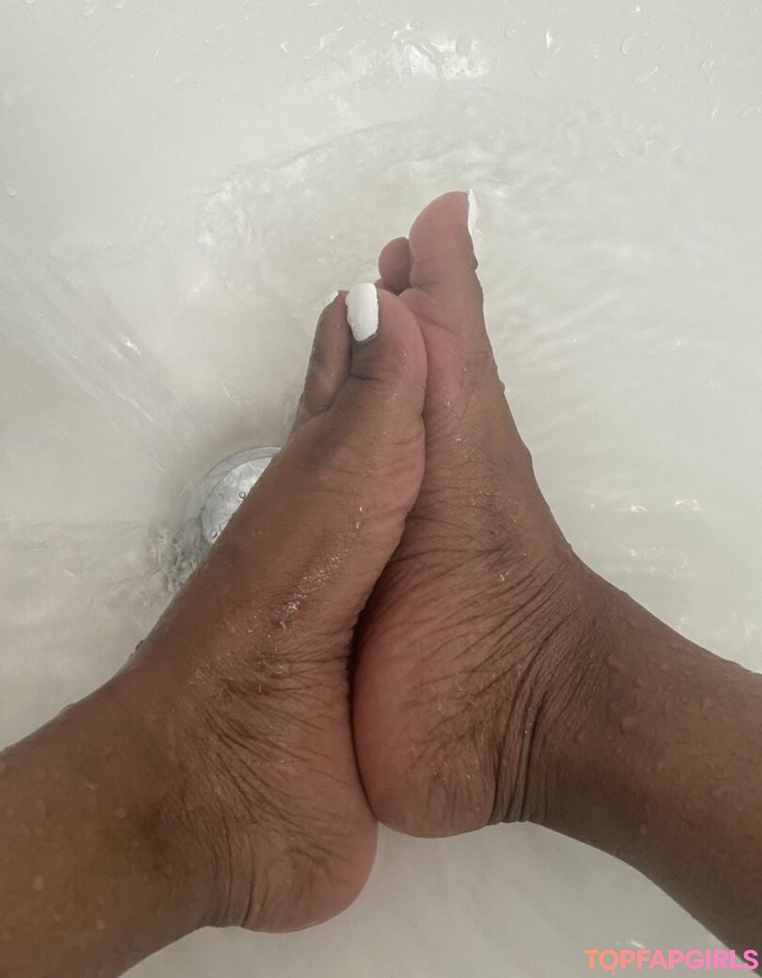 Foto desnuda filtrada de OnlyFans de Chocolatefeet8 #25 Foto desnuda filtrada de OnlyFans de Chocolatefeet8 #25
