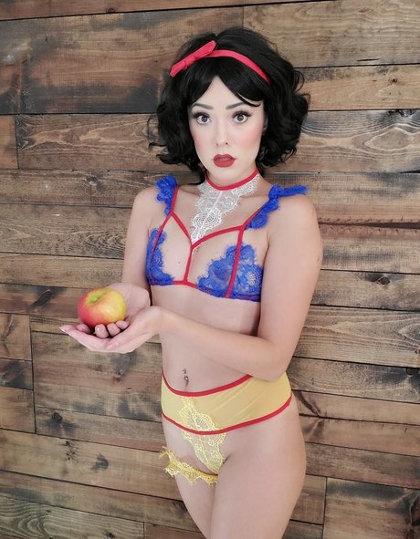 Joanie Brosas