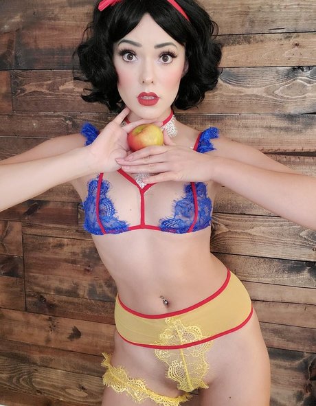 Joanie Brosas