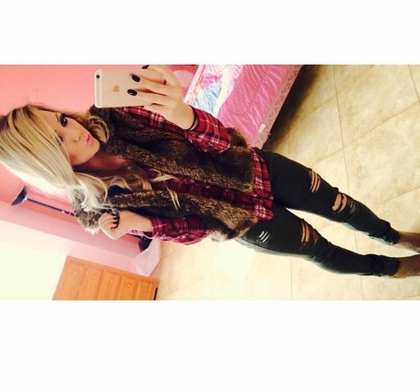Amber BeIarski