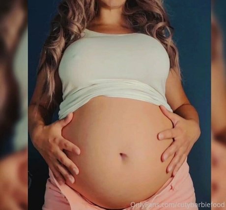 Foto desnuda filtrada de OnlyFans de Cutybarby