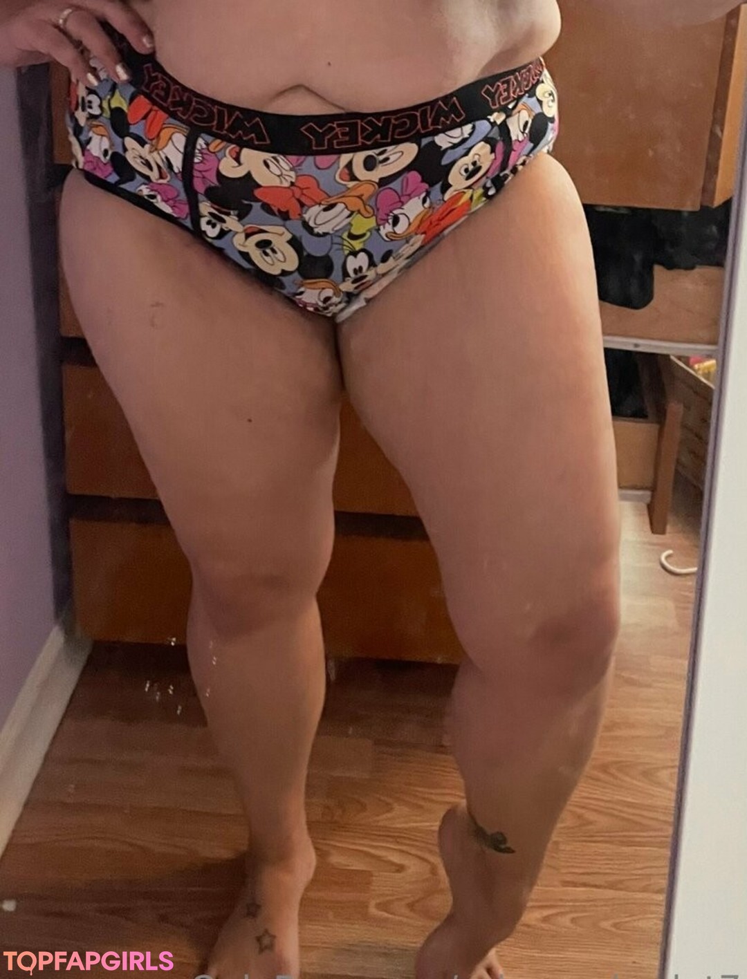 Foto desnuda filtrada de OnlyFans de Princessharlot7 #50 Foto desnuda filtrada de OnlyFans de Princessharlot7 #50