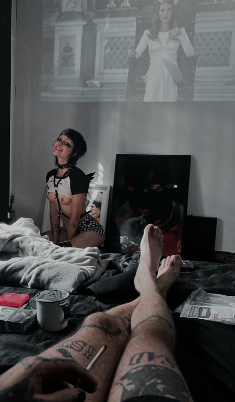Foto desnuda filtrada de OnlyFans de Frrreakitty
