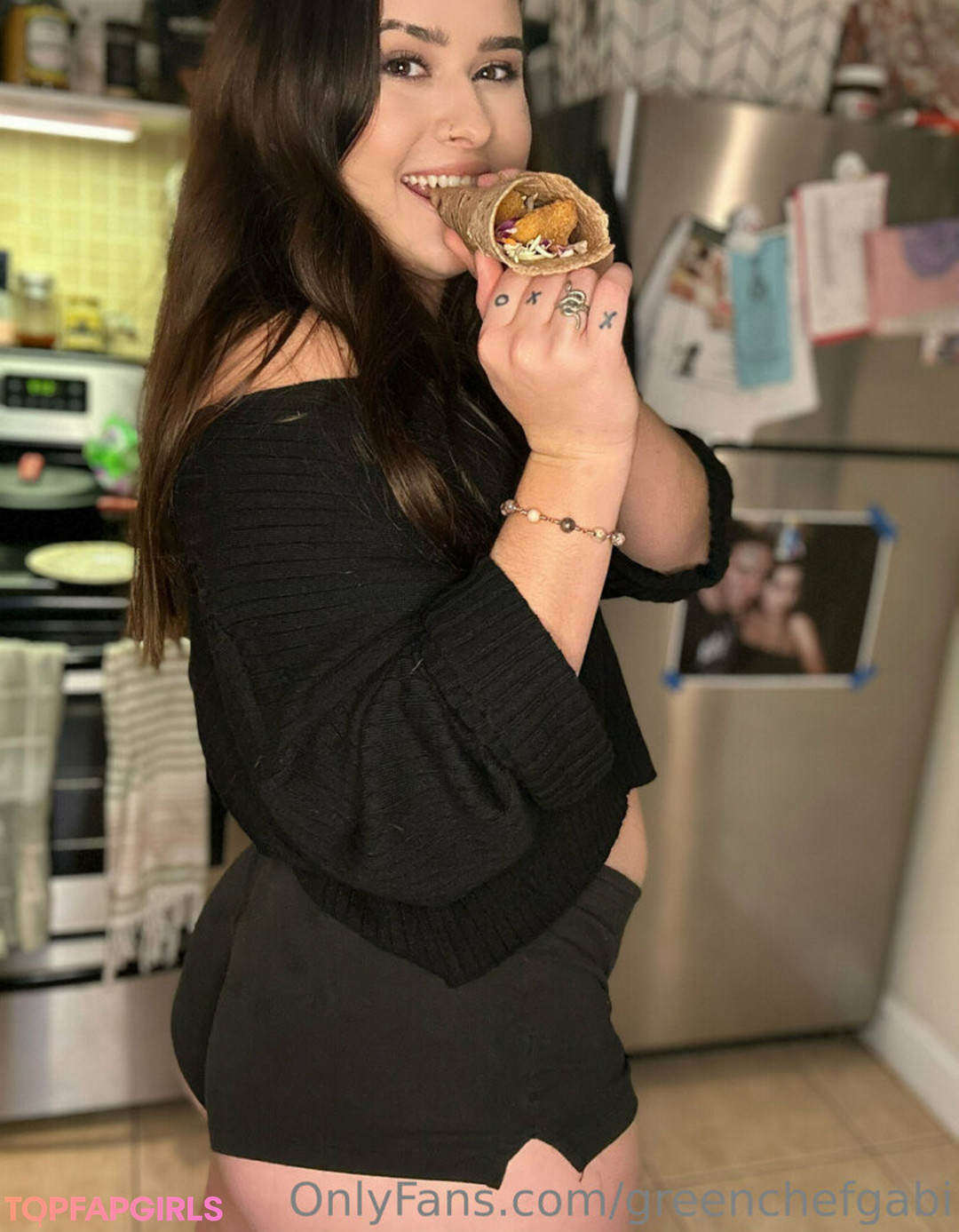 Foto desnuda filtrada de OnlyFans de Greenchefgabi #69 Foto desnuda filtrada de OnlyFans de Greenchefgabi #69
