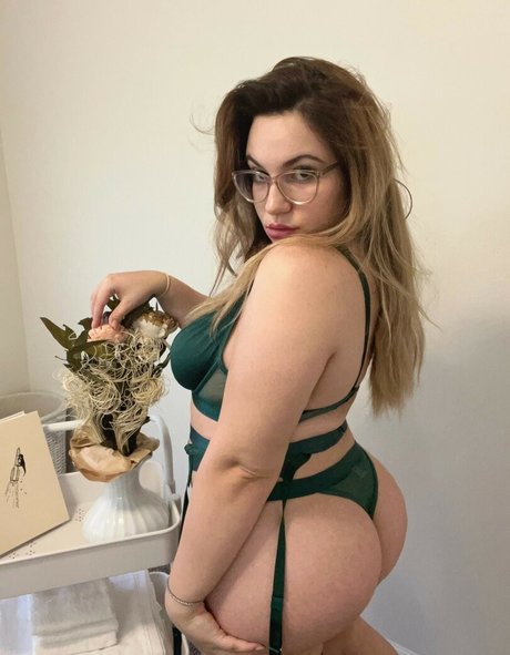 Foto desnuda filtrada de OnlyFans de Keira June
