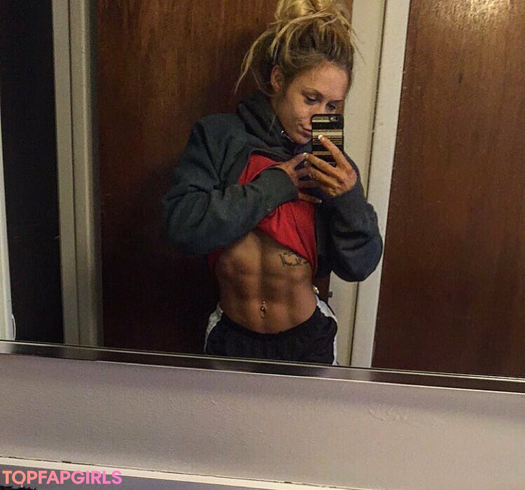 Foto desnuda filtrada de OnlyFans de Gelinamarie #25 Foto desnuda filtrada de OnlyFans de Gelinamarie #25