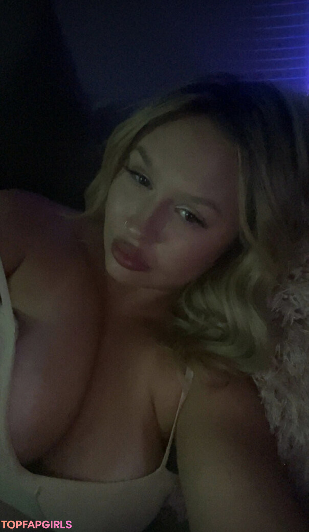 Foto desnuda filtrada de OnlyFans de Gelinamarie #76 Foto desnuda filtrada de OnlyFans de Gelinamarie #76