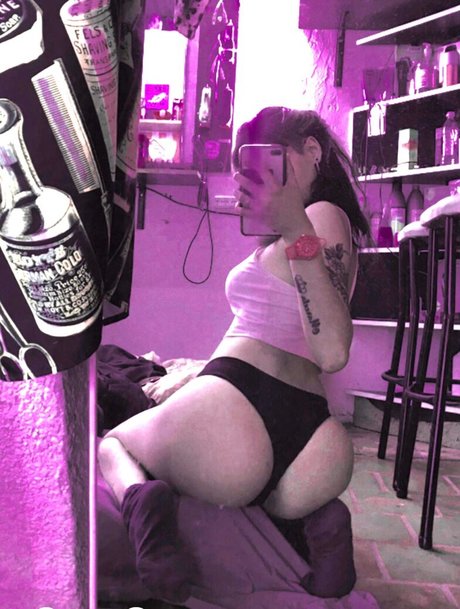 Foto desnuda filtrada de OnlyFans de Mileey Vigo