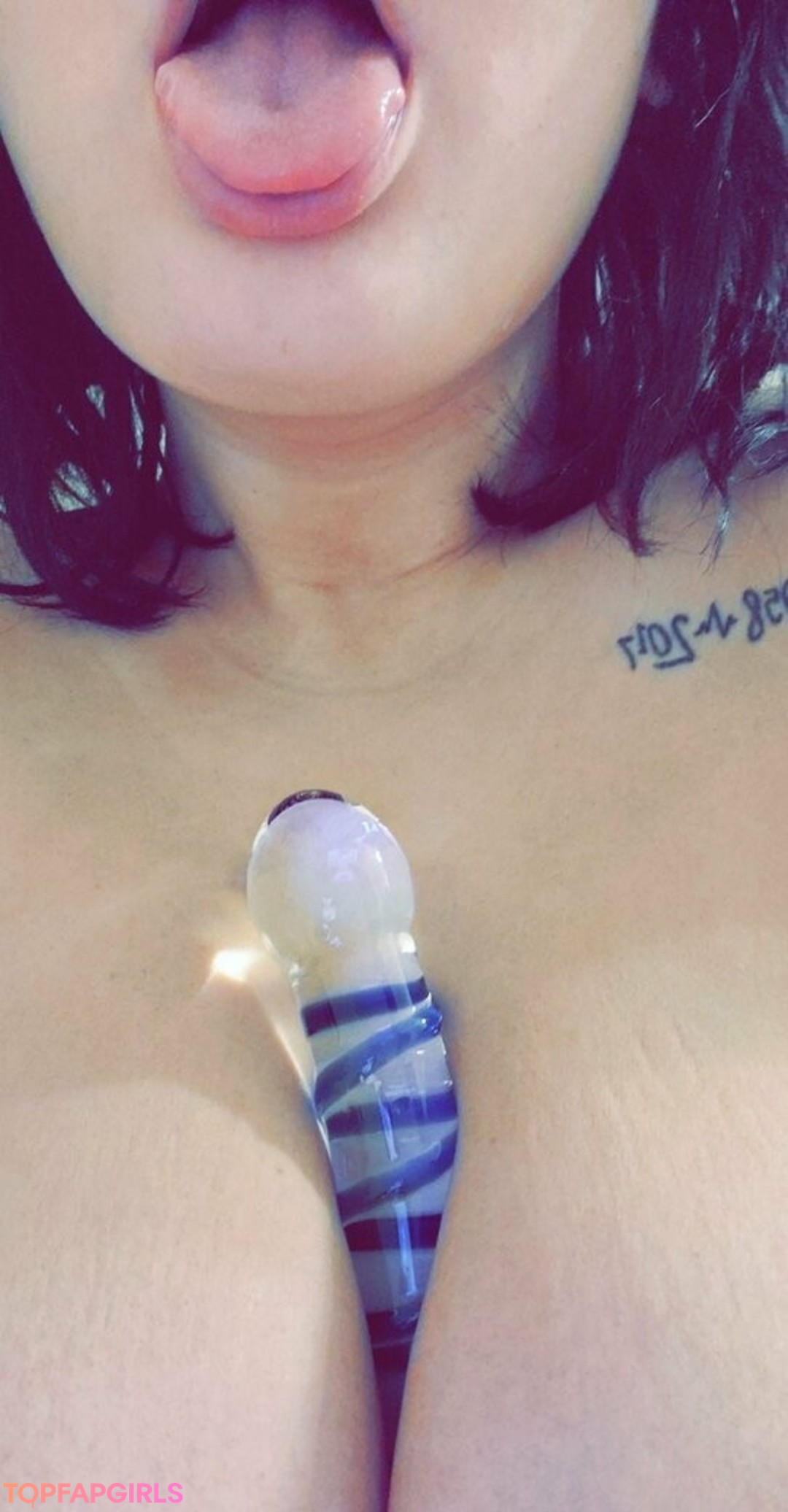 Foto desnuda filtrada de OnlyFans de Gothxxxbarbie #1 Foto desnuda filtrada de OnlyFans de Gothxxxbarbie #1
