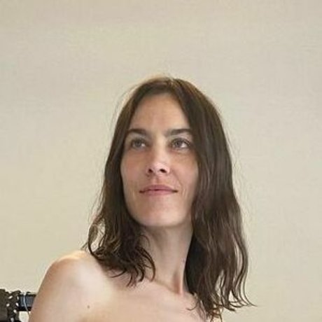 Foto desnuda filtrada de OnlyFans de Alexa Chung