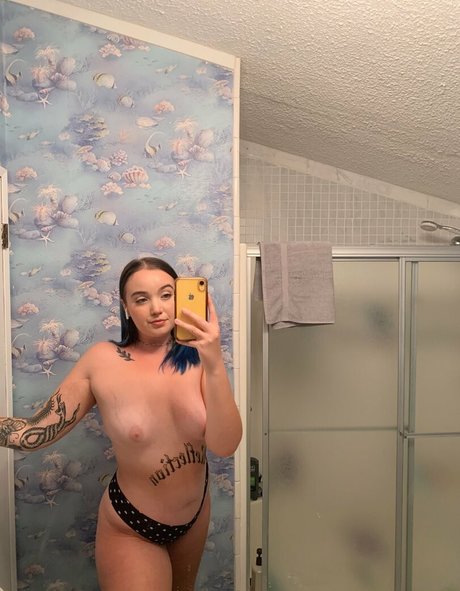 Foto desnuda filtrada de OnlyFans de Bigcitydes