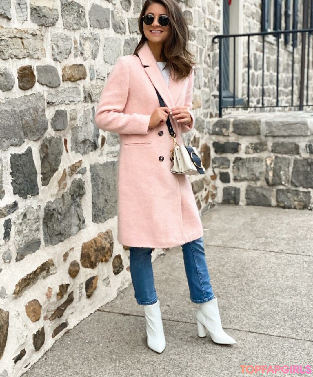 Foto desnuda filtrada de OnlyFans de Hailey Lower #23 Foto desnuda filtrada de OnlyFans de Hailey Lower #23