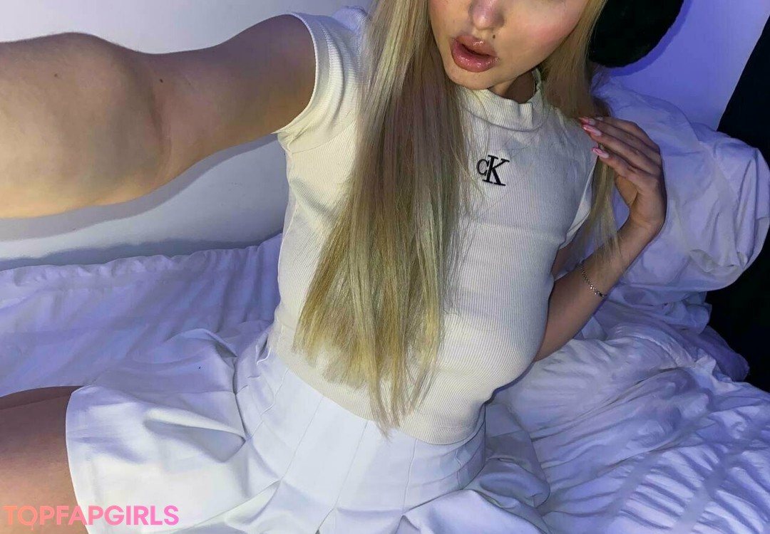 Foto desnuda filtrada de OnlyFans de Sophiebbface #44 Foto desnuda filtrada de OnlyFans de Sophiebbface #44