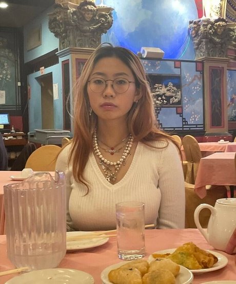 Hollyliangg