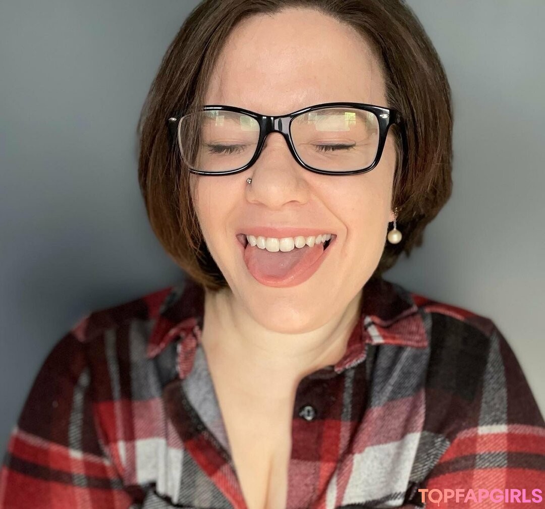Foto desnuda filtrada de OnlyFans de Jennikatfree #2 Foto desnuda filtrada de OnlyFans de Jennikatfree #2