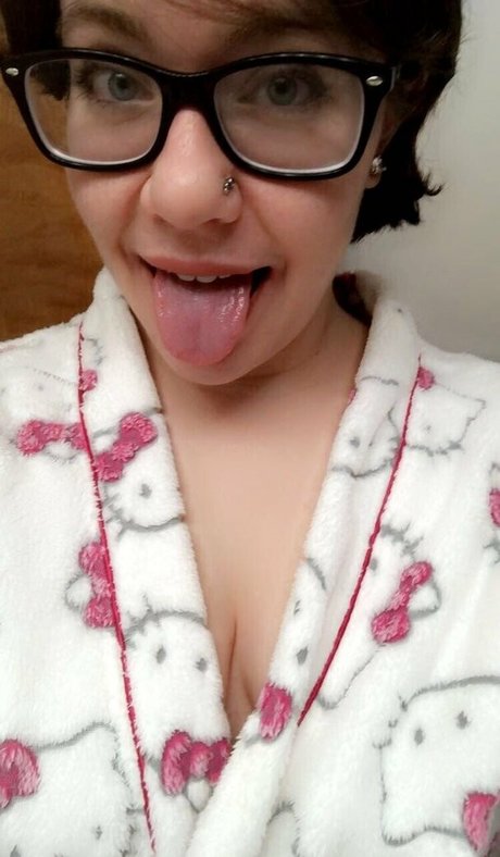 Jennikatfree