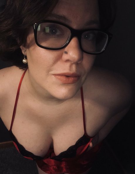 Foto desnuda filtrada de OnlyFans de Jennikatfree