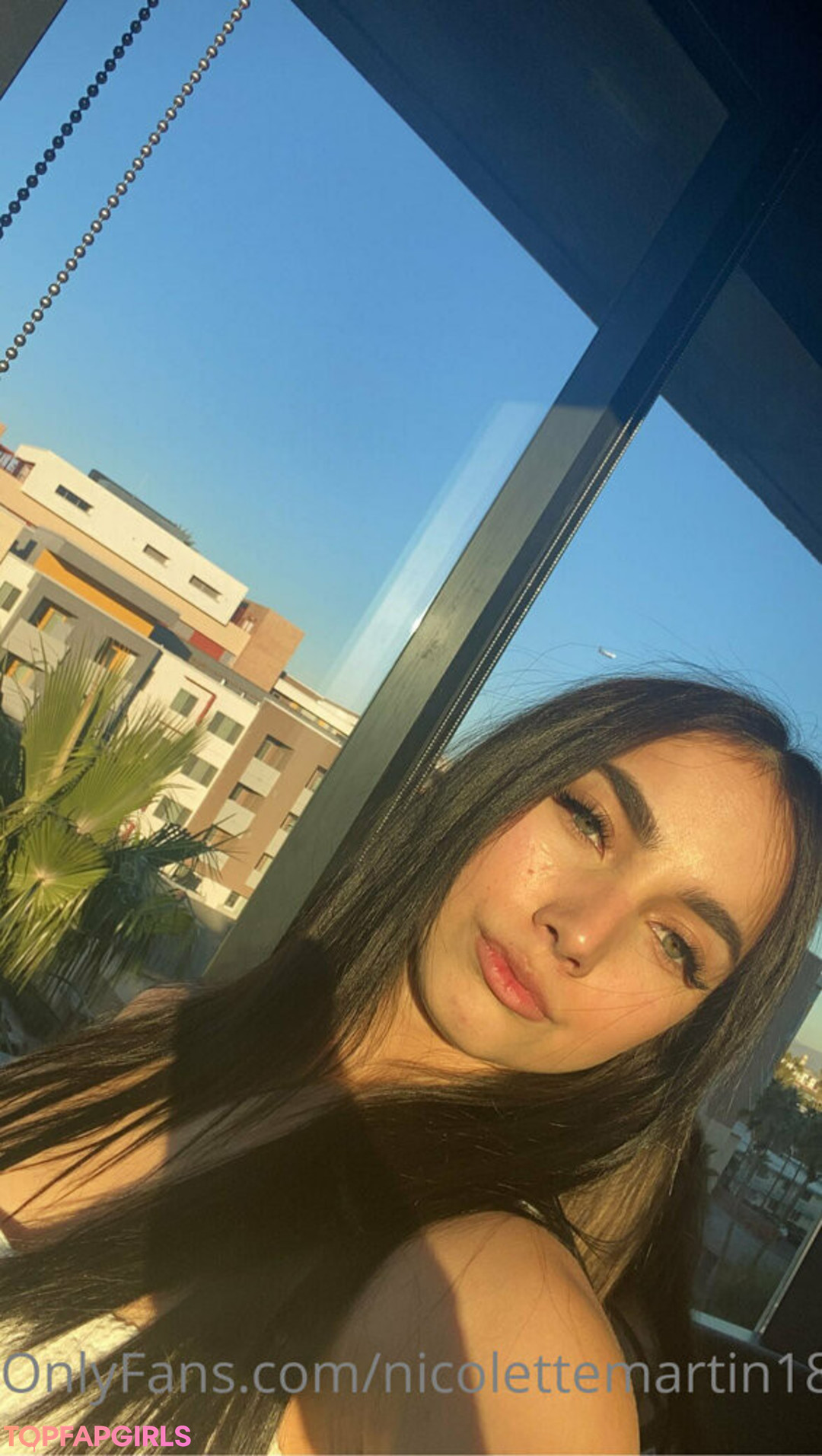 Foto desnuda filtrada de OnlyFans de Lilibaby18 #61 Foto desnuda filtrada de OnlyFans de Lilibaby18 #61