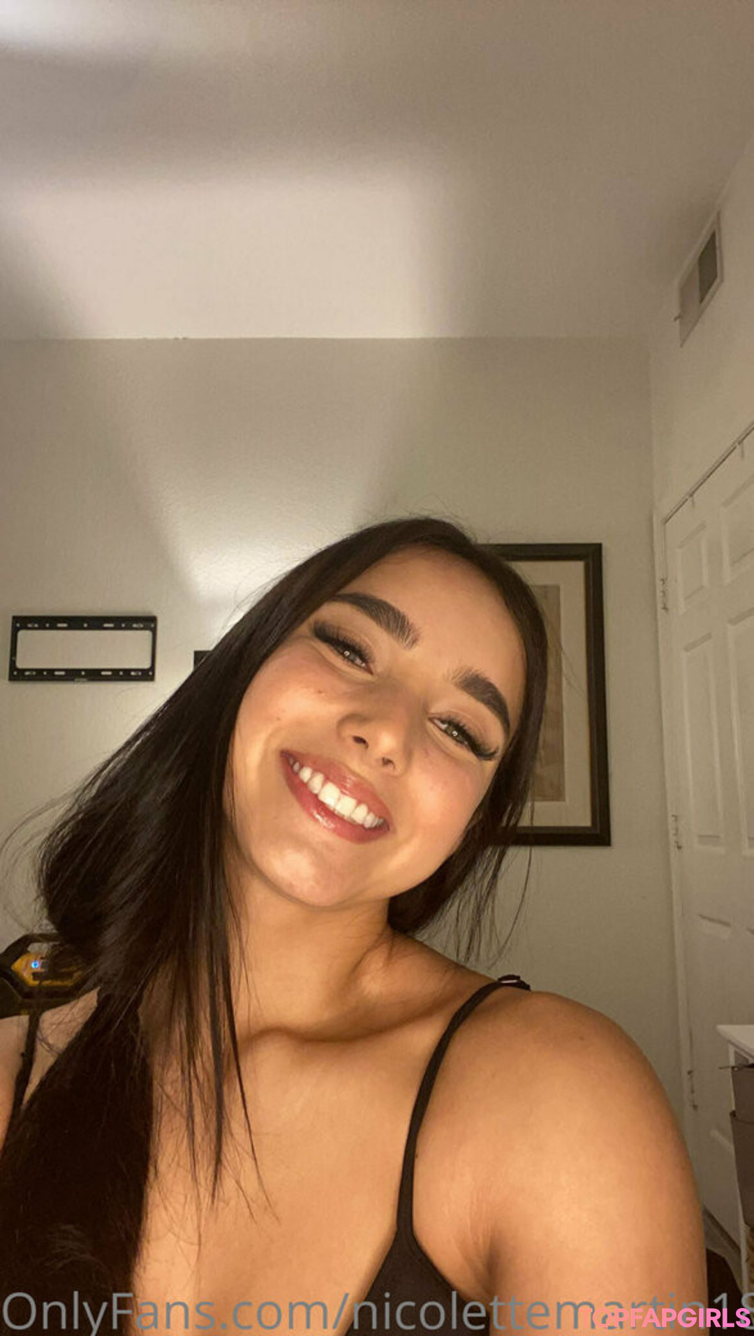 Foto desnuda filtrada de OnlyFans de Lilibaby18 #93 Foto desnuda filtrada de OnlyFans de Lilibaby18 #93
