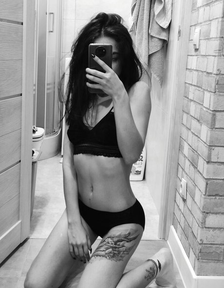 Ella Flare