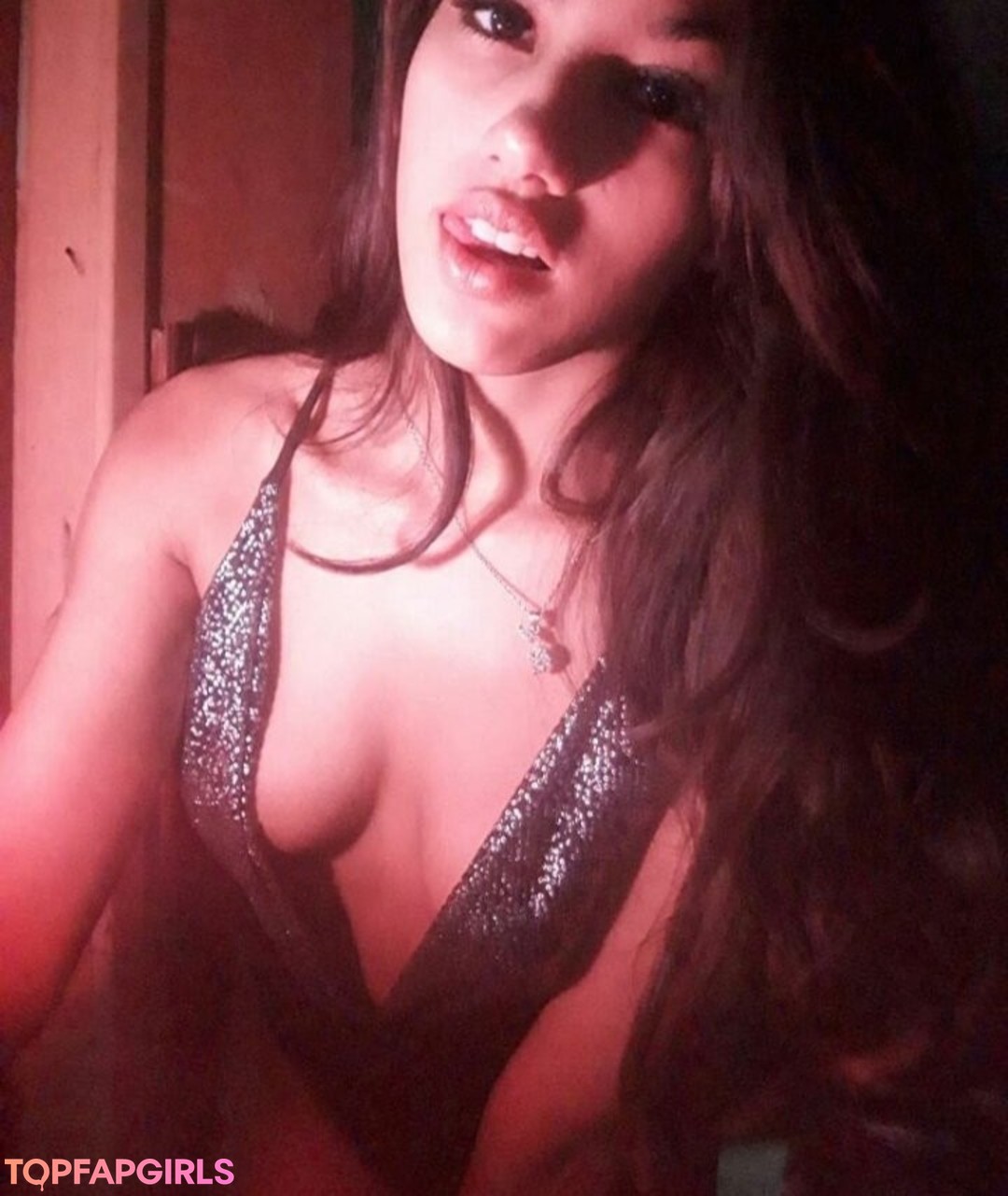 Foto desnuda filtrada de OnlyFans de Floppy Abril #4 Foto desnuda filtrada de OnlyFans de Floppy Abril #4