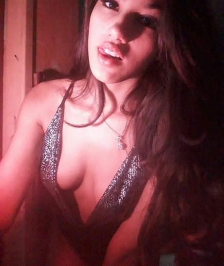 Foto desnuda filtrada de OnlyFans de Floppy Abril
