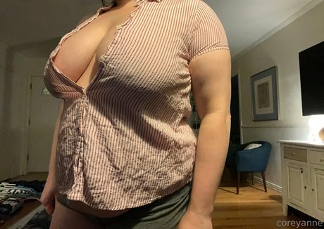 Foto desnuda filtrada de OnlyFans de Canne